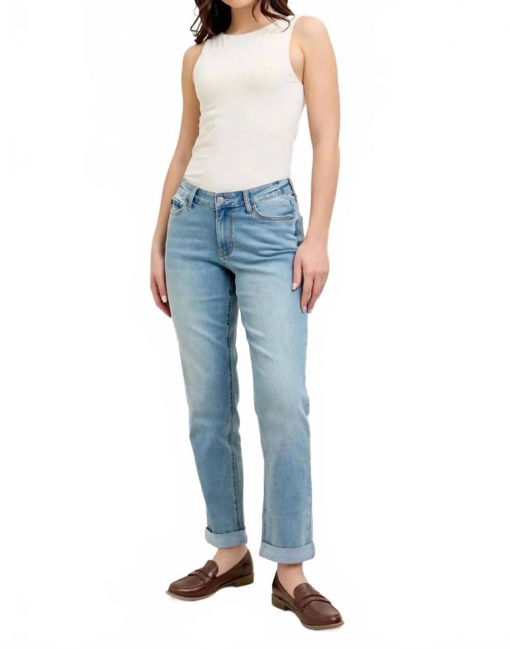 NEW JUDY BLUE mid rise v-front cuff boyfriend cool denim jeans in light wash